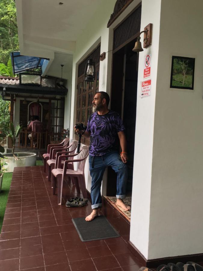 Villa25 Homestay Free Pick Up From The Centre Kandy Zewnętrze zdjęcie